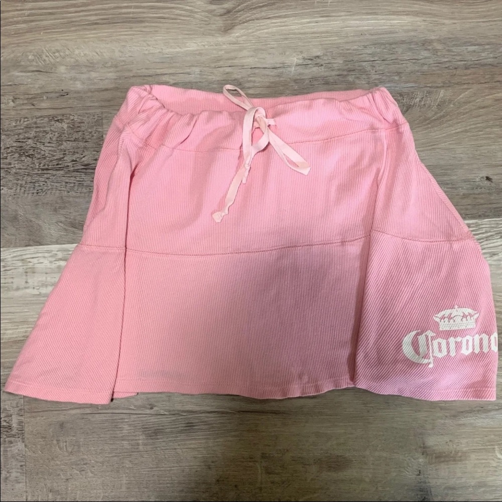 Corona pink skirt